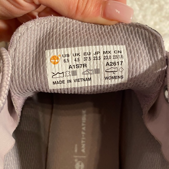 Timberlands - Picture 5 of 10